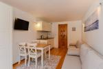 Apartament 1 - 2