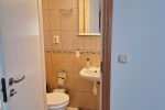 Nr 3 Jedno-pokojowe mieszkanie (dla 2 osób) z mini kuchnia, łazienka z WC. Na 2 piętro - 3